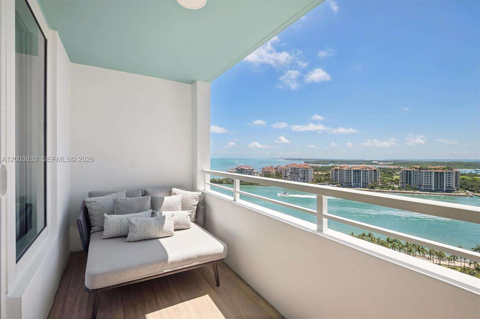 SOUTH POINTE TOWERS CONDO I - 400 Pointe Dr, Miami Beach, FL 33139 | Picture 19
