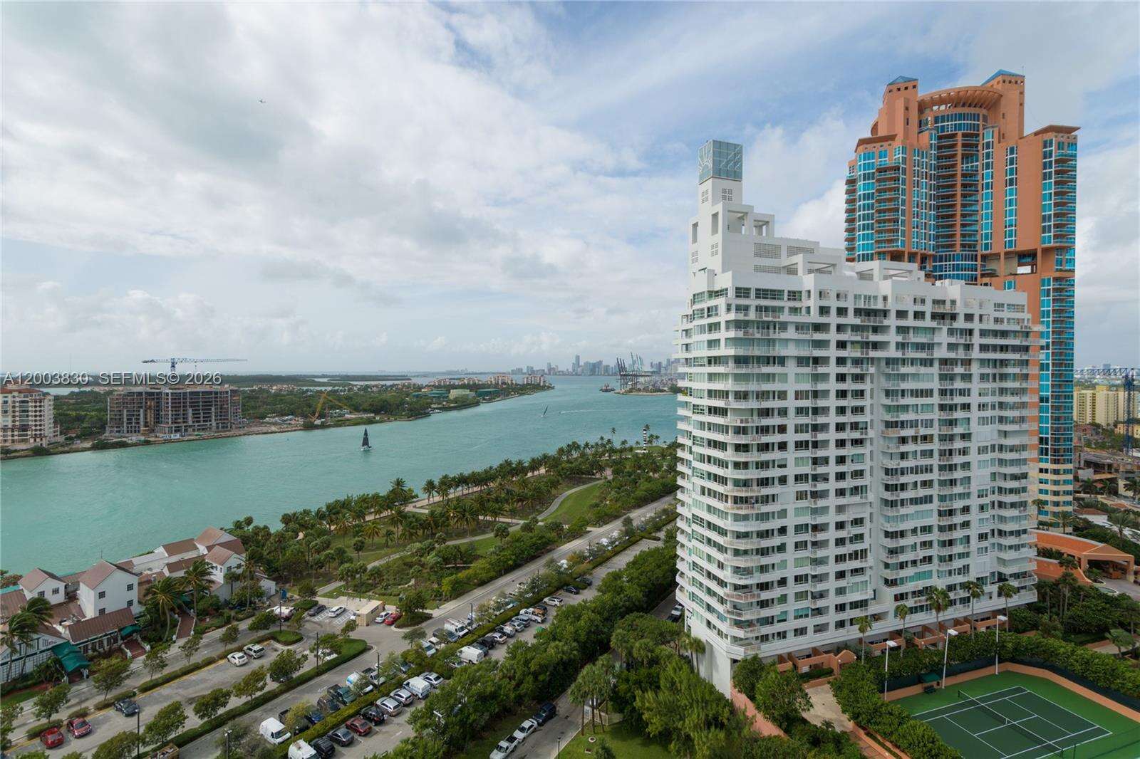 SOUTH POINTE TOWERS CONDO I - 400 Pointe Dr, Miami Beach, FL 33139 | Picture 26