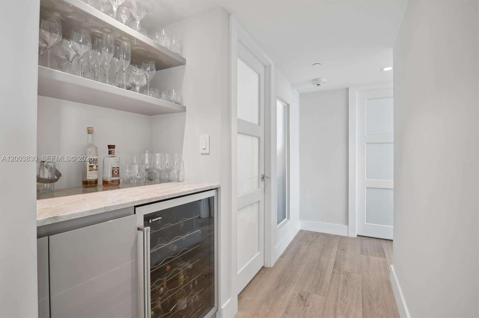 SOUTH POINTE TOWERS CONDO I - 400 Pointe Dr, Miami Beach, FL 33139 | Picture 9