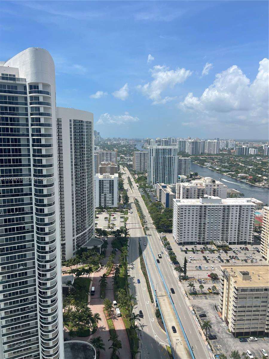 Hyde Resort at 4111 Ocean Dr, Hollywood, FL 33019 - For Sale photo 26
