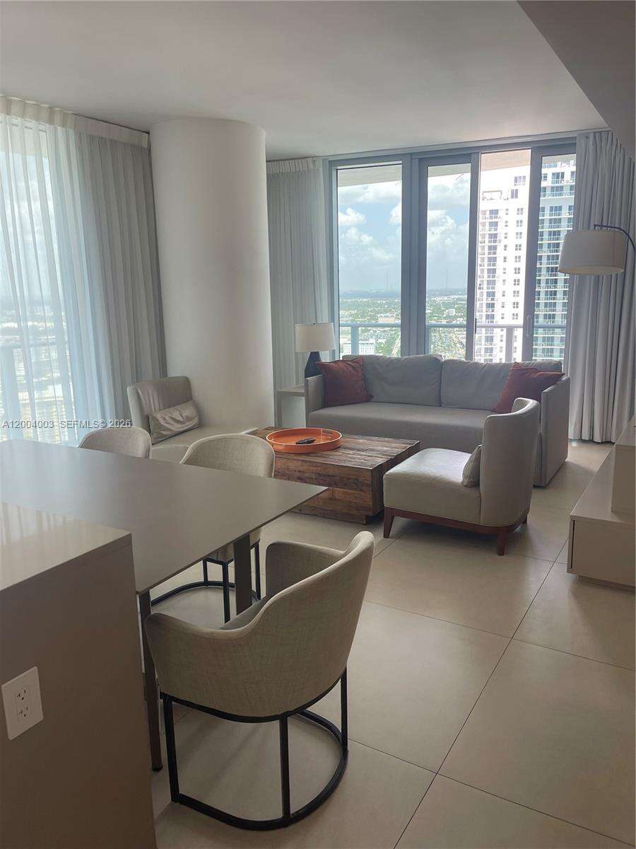 Hyde Resort at 4111 Ocean Dr, Hollywood, FL 33019 - For Sale photo 5