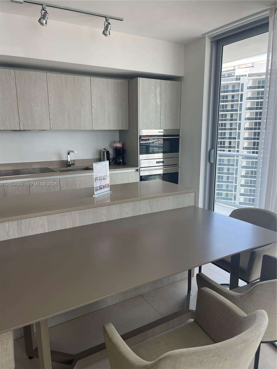 Hyde Resort at 4111 Ocean Dr, Hollywood, FL 33019 - For Sale photo 6