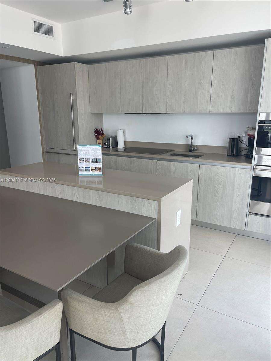 Hyde Resort at 4111 Ocean Dr, Hollywood, FL 33019 - For Sale photo 7