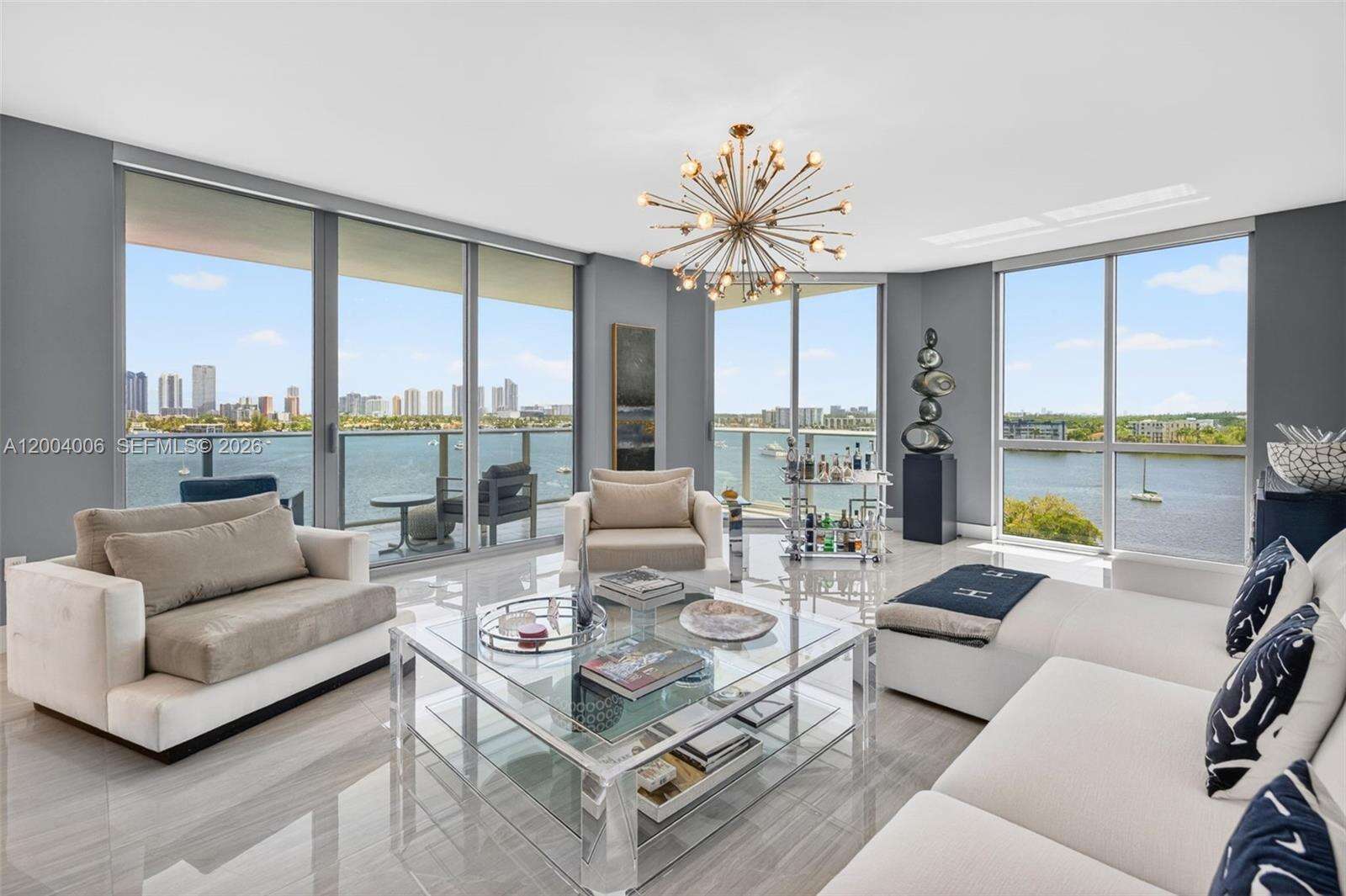 MARINA PALMS RESIDENCES SOUTH - 17111 Biscayne Blvd, North Miami Beach, FL 33160 | Picture 1