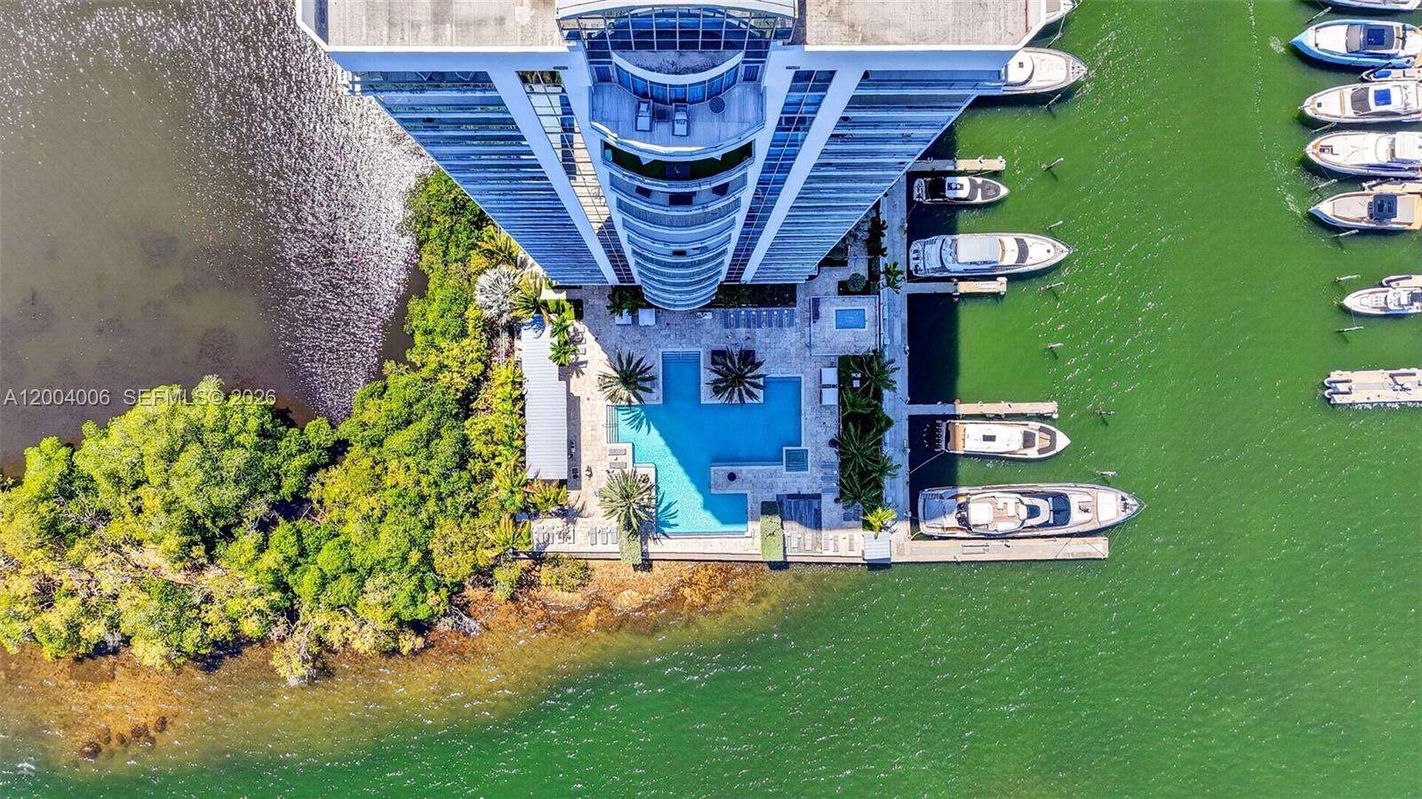 MARINA PALMS RESIDENCES SOUTH - 17111 Biscayne Blvd, North Miami Beach, FL 33160 | Picture 48