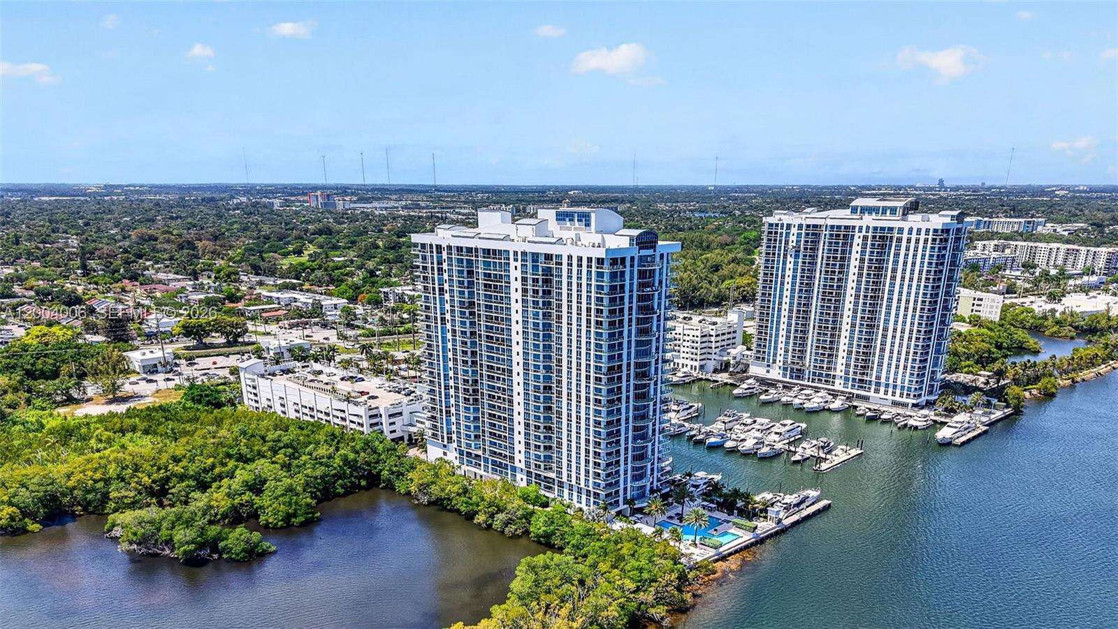MARINA PALMS RESIDENCES SOUTH - 17111 Biscayne Blvd, North Miami Beach, FL 33160 | Picture 49