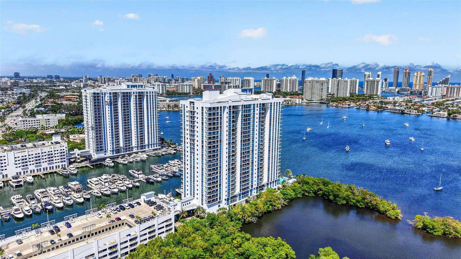MARINA PALMS RESIDENCES SOUTH - 17111 Biscayne Blvd, North Miami Beach, FL 33160 | Picture 50