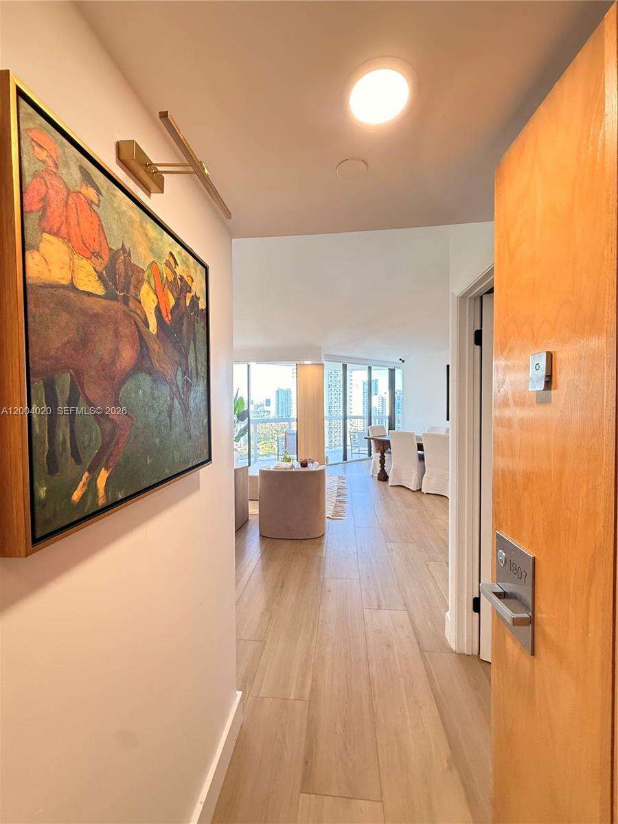 The Landmark at 20185 Country Club Dr, Aventura, FL 33180 - For Sale photo 2