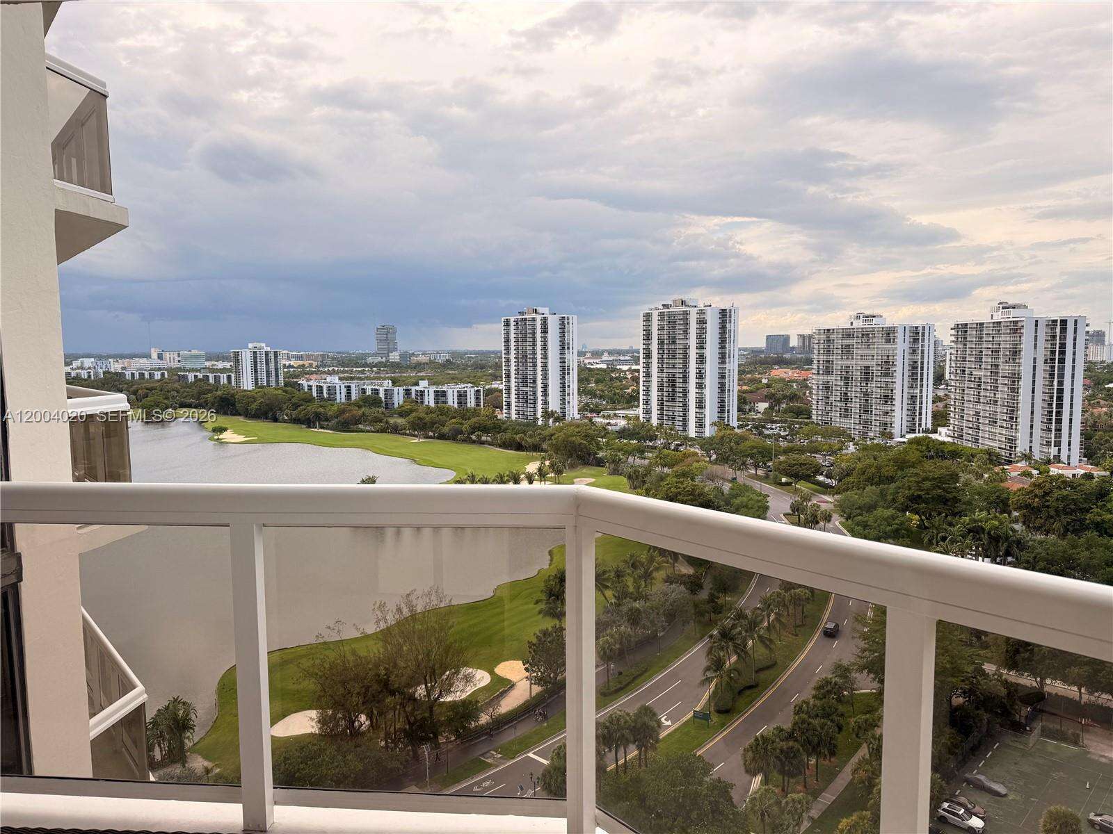 The Landmark at 20185 Country Club Dr, Aventura, FL 33180 - For Sale photo 31