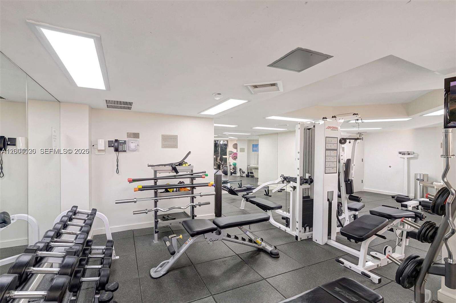 The Landmark at 20185 Country Club Dr, Aventura, FL 33180 - For Sale photo 40