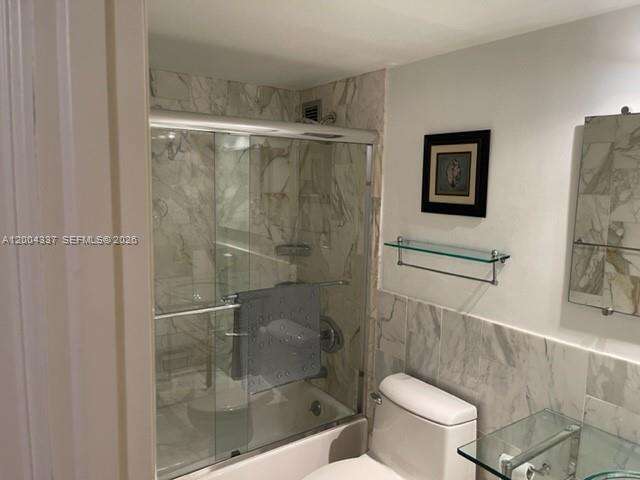 Oceanside Plaza at 5555 Collins Ave, Miami Beach, FL 33140 - For Sale photo 5