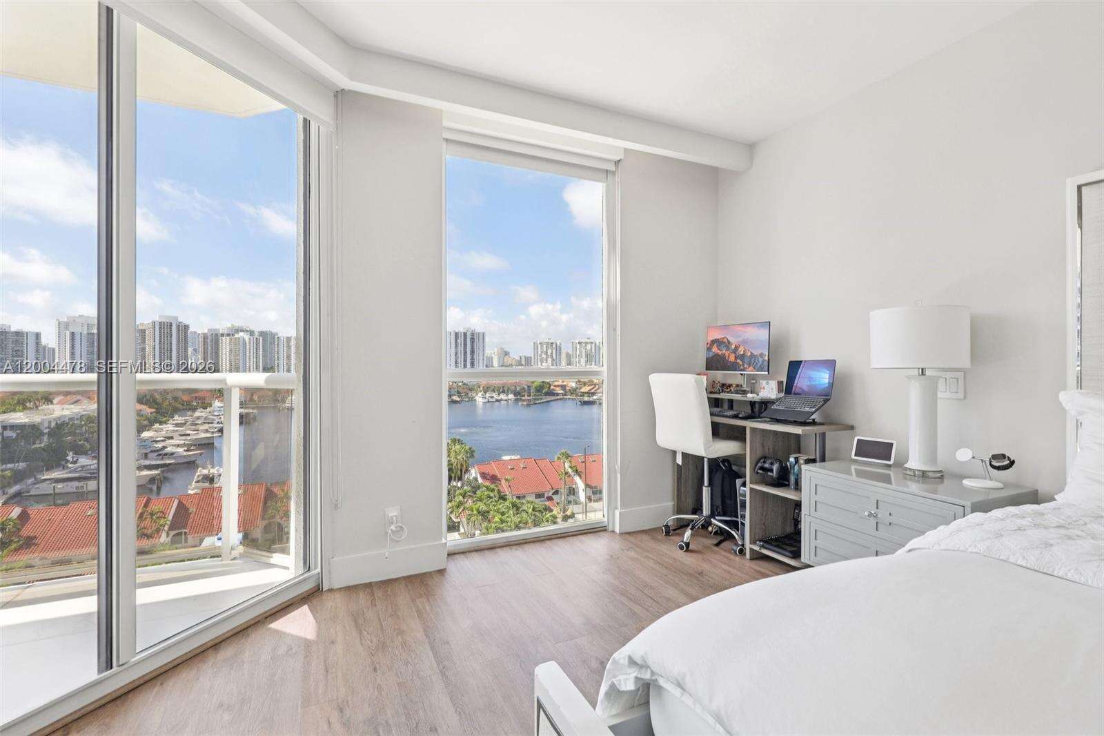 Harborside At The Waterways at 3640 Yacht Club Dr, Aventura, FL 33180 - For Sale photo 26