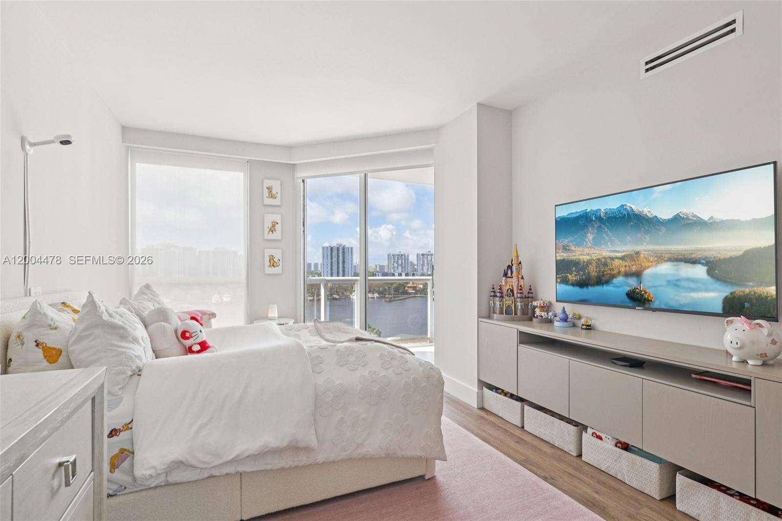 Harborside At The Waterways at 3640 Yacht Club Dr, Aventura, FL 33180 - For Sale photo 30