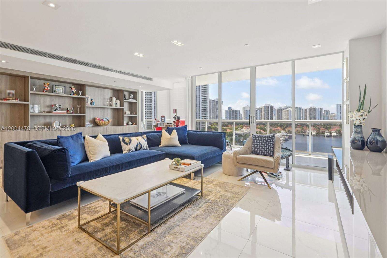 Harborside At The Waterways at 3640 Yacht Club Dr, Aventura, FL 33180 - For Sale photo 4