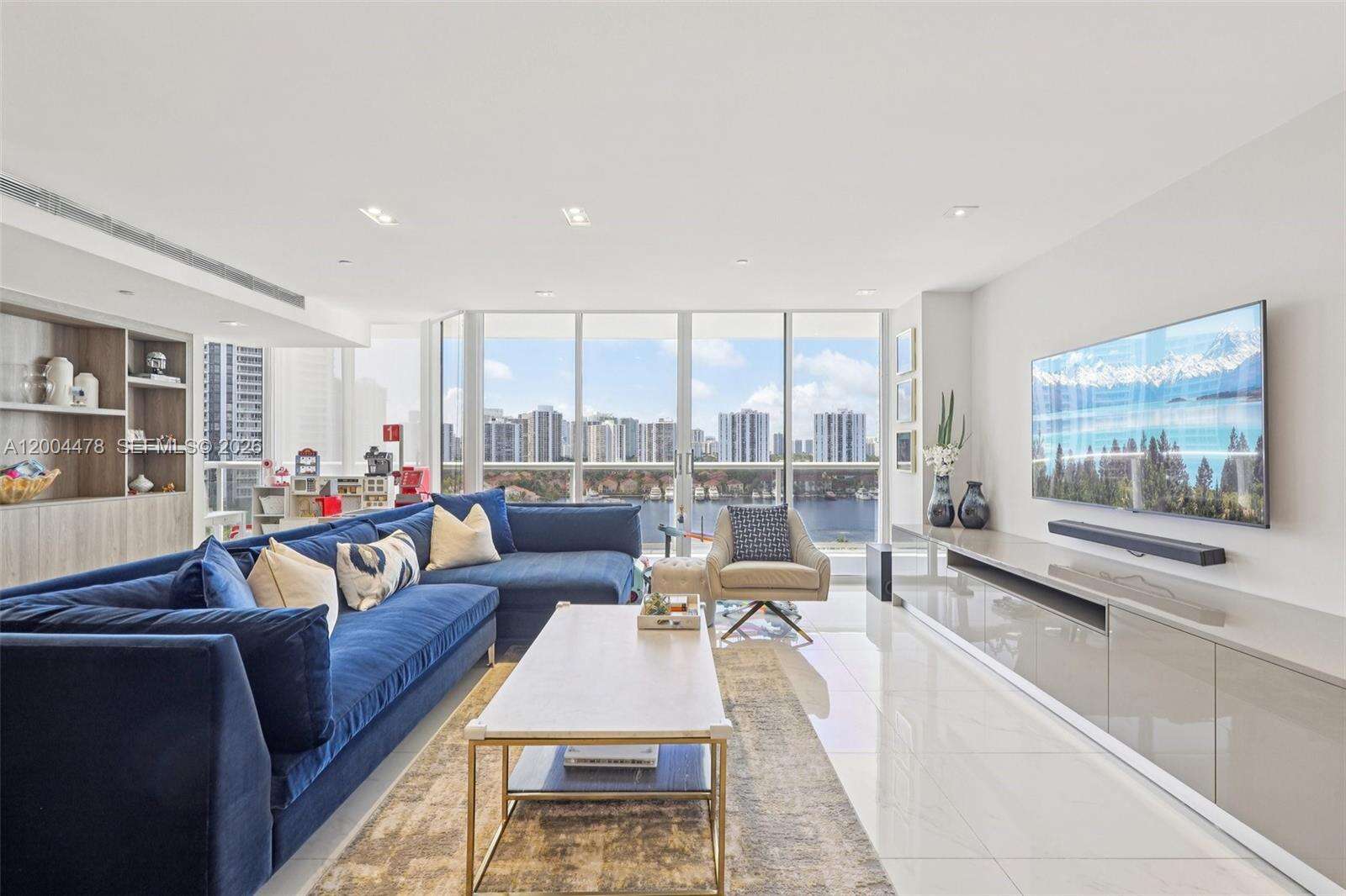 Harborside At The Waterways at 3640 Yacht Club Dr, Aventura, FL 33180 - For Sale photo 6