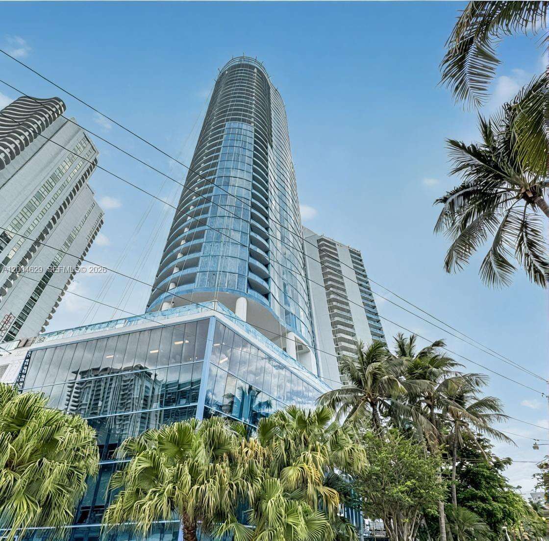 Las Olas River House at 333 Las Olas Way, Fort Lauderdale, FL 33301 - For Sale photo 42