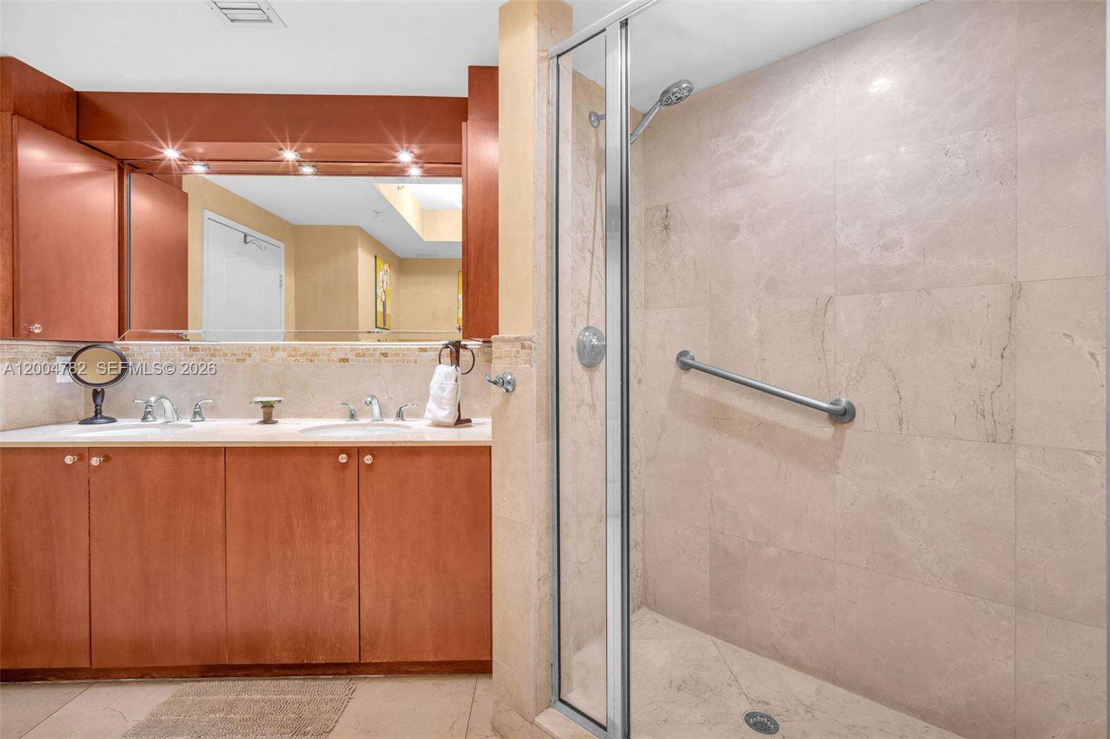 King David at 17555 Atlantic Blvd, Sunny Isles Beach, FL 33160 - For Sale photo 23