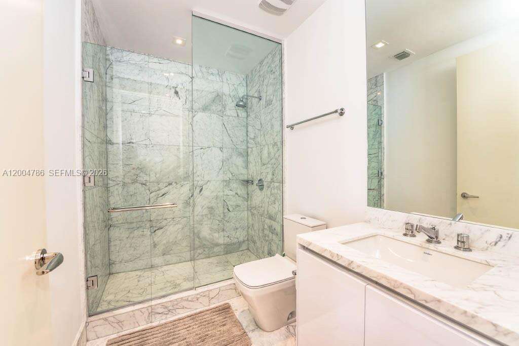 Jade Signature at 16901 Collins Ave, Sunny Isles Beach, FL 33160 - For Sale photo 16