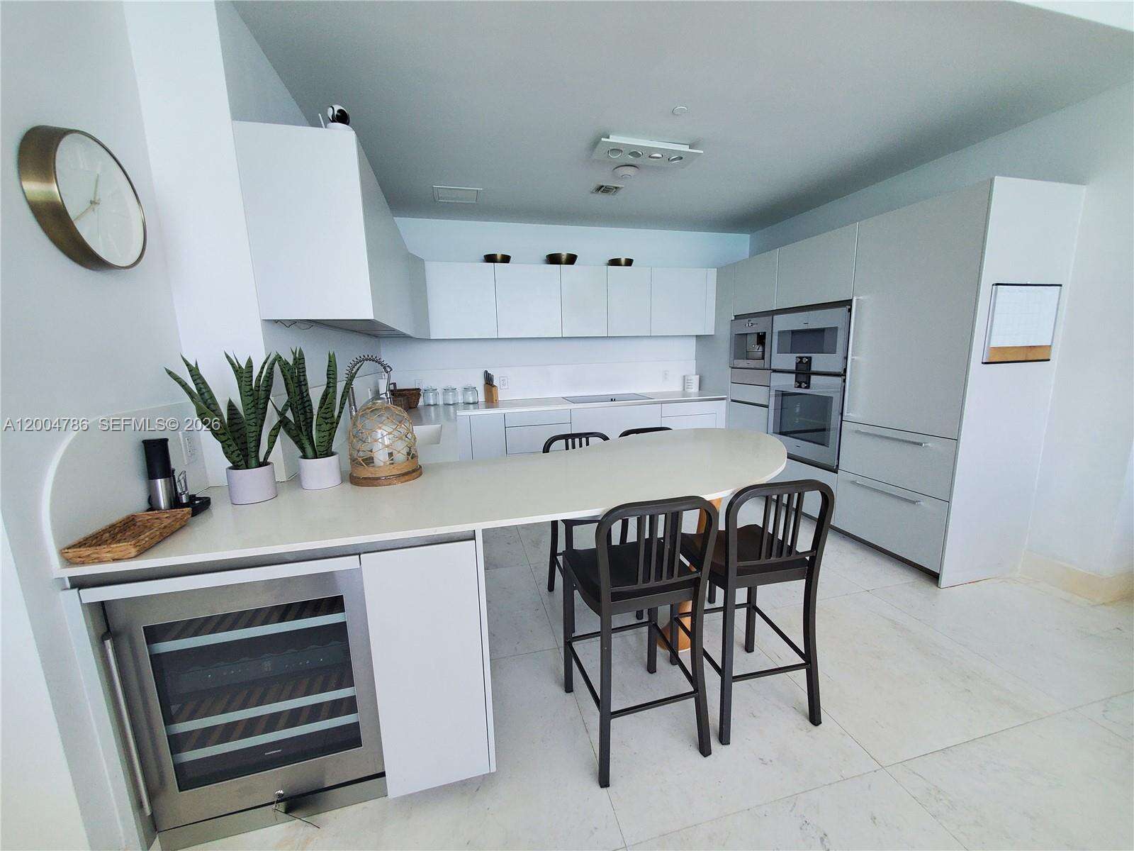 Jade Signature at 16901 Collins Ave, Sunny Isles Beach, FL 33160 - For Sale photo 5