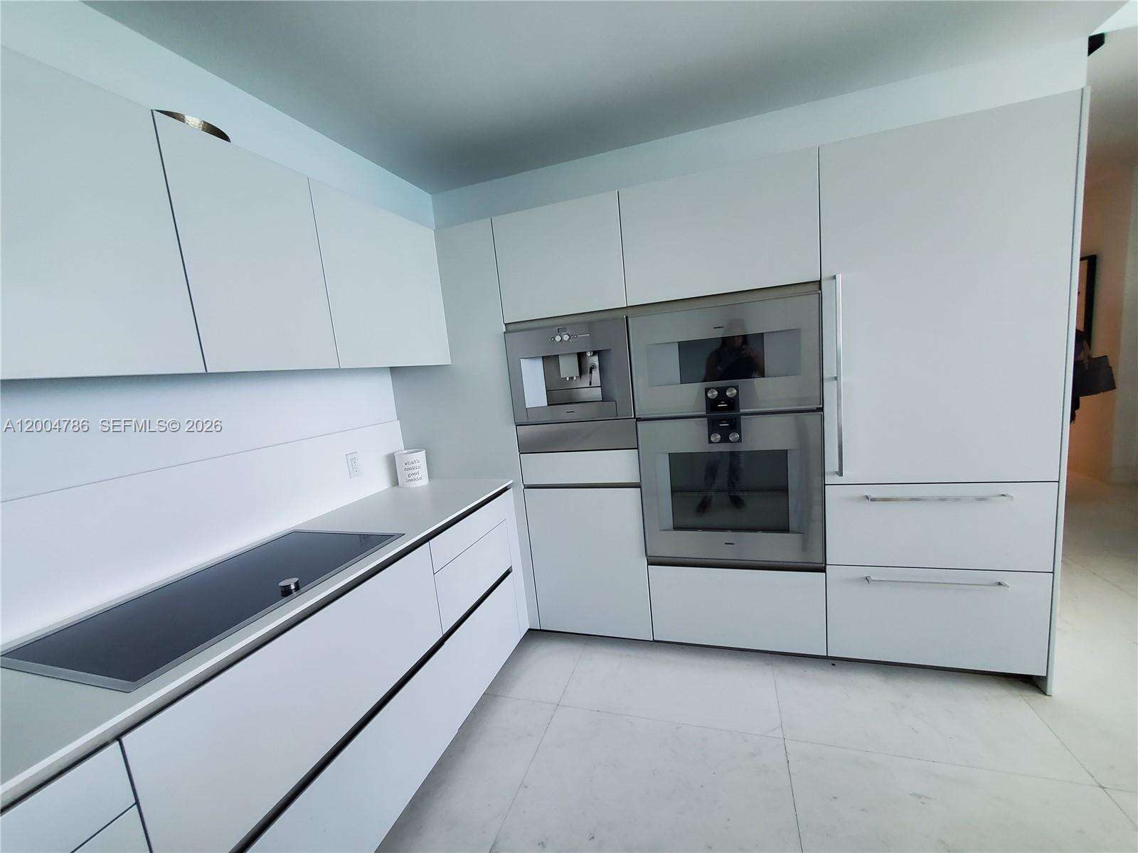 Jade Signature at 16901 Collins Ave, Sunny Isles Beach, FL 33160 - For Sale photo 6