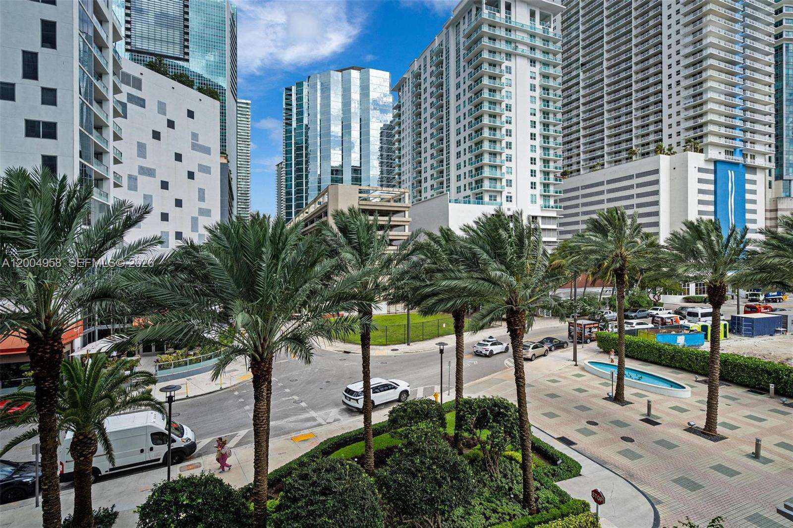 Jade At Brickell Bay at 1331 Brickell Bay Dr, Miami, FL 33131 - For Sale photo 2