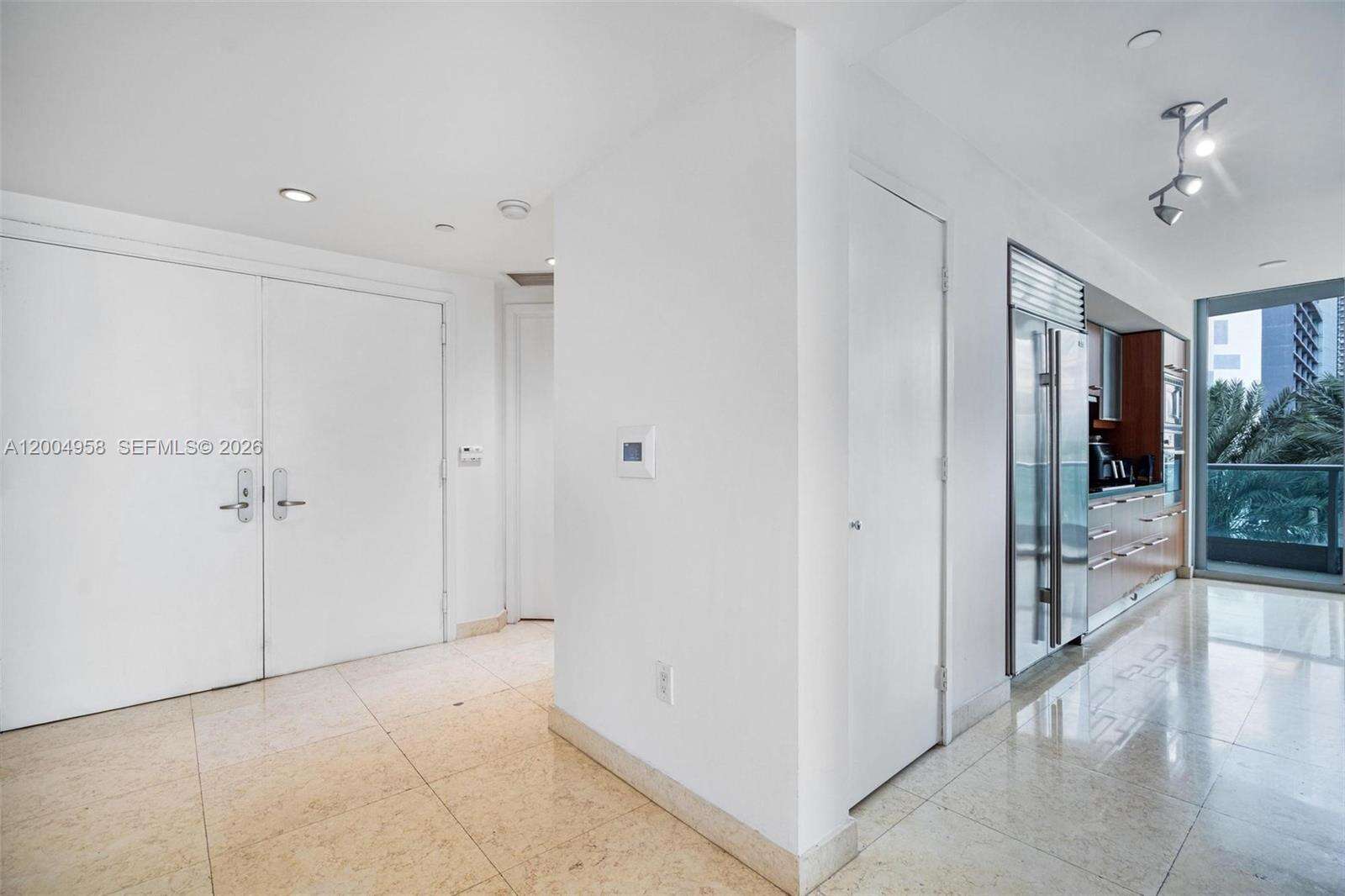 Jade At Brickell Bay at 1331 Brickell Bay Dr, Miami, FL 33131 - For Sale photo 13