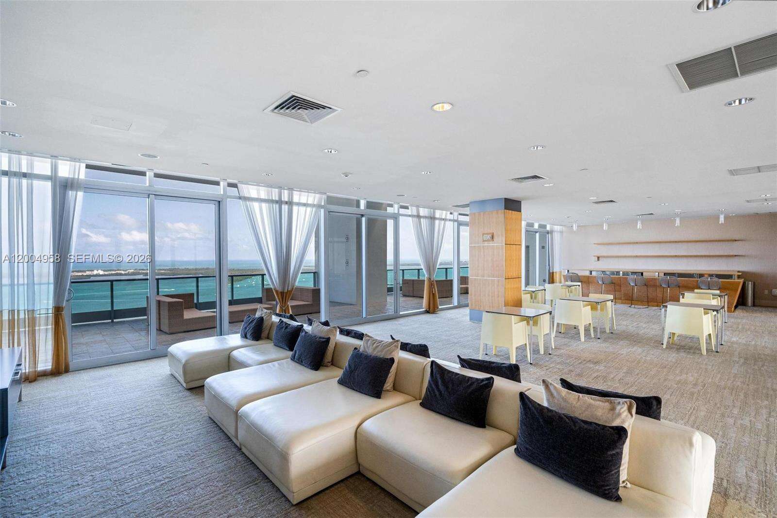 Jade At Brickell Bay at 1331 Brickell Bay Dr, Miami, FL 33131 - For Sale photo 25