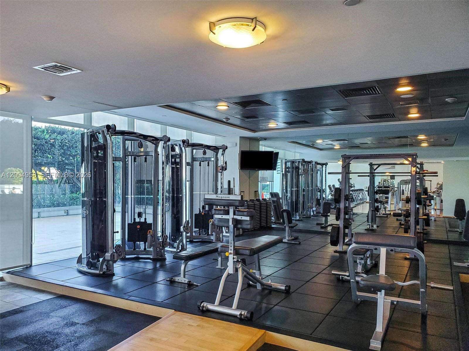 Jade At Brickell Bay at 1331 Brickell Bay Dr, Miami, FL 33131 - For Sale photo 30