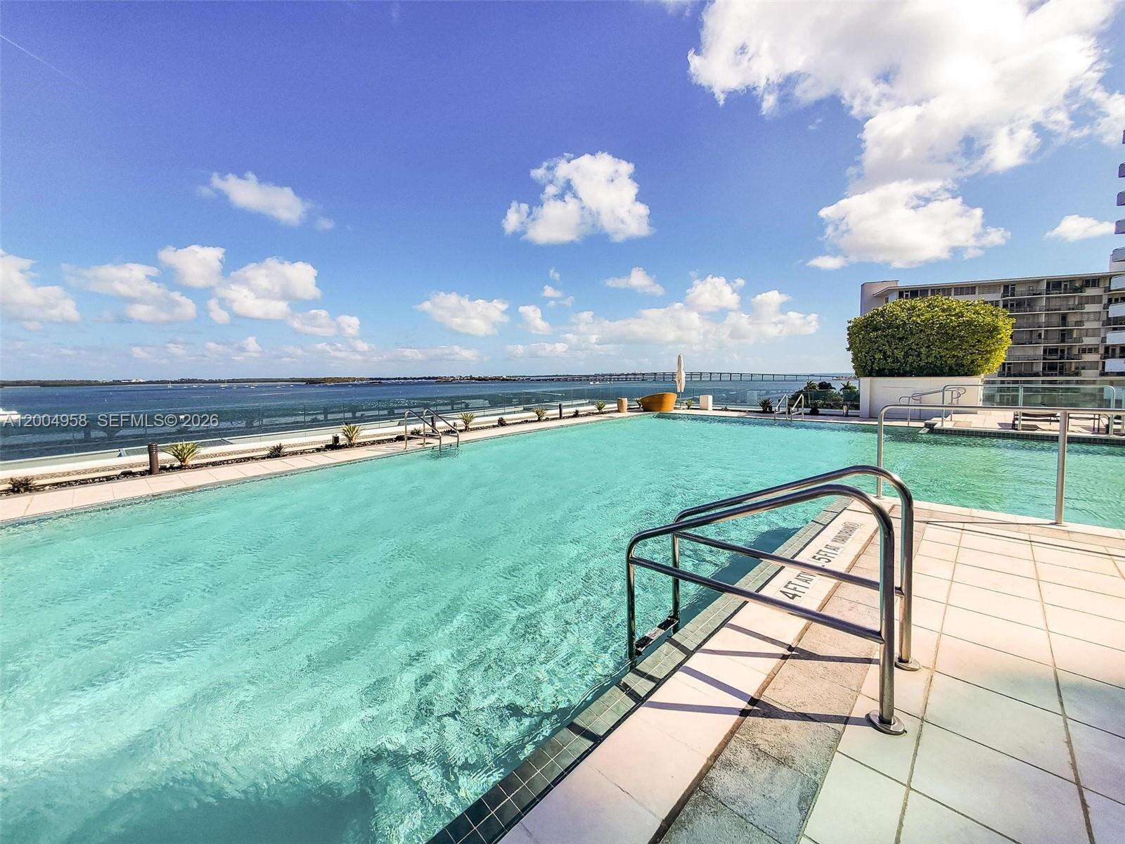 Jade At Brickell Bay at 1331 Brickell Bay Dr, Miami, FL 33131 - For Sale photo 32
