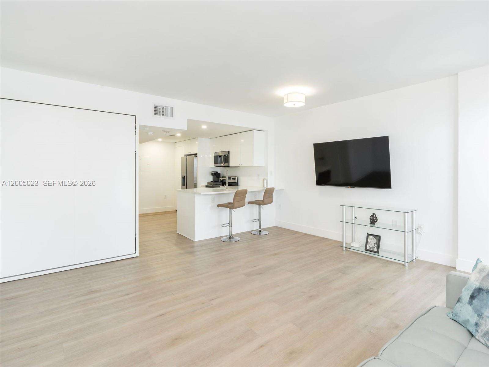 Harbour House at 10275 Collins Ave, Bal Harbour, FL 33154 - For Sale photo 17