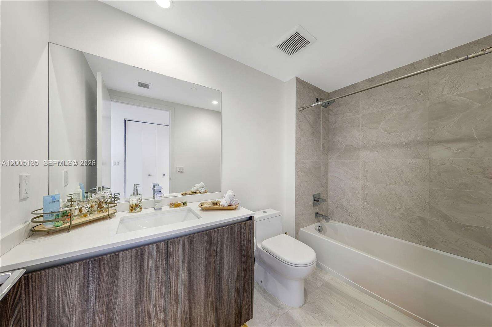 ARIA ON THE BAY - 488 18 St, Miami, FL 33132 | Picture 19