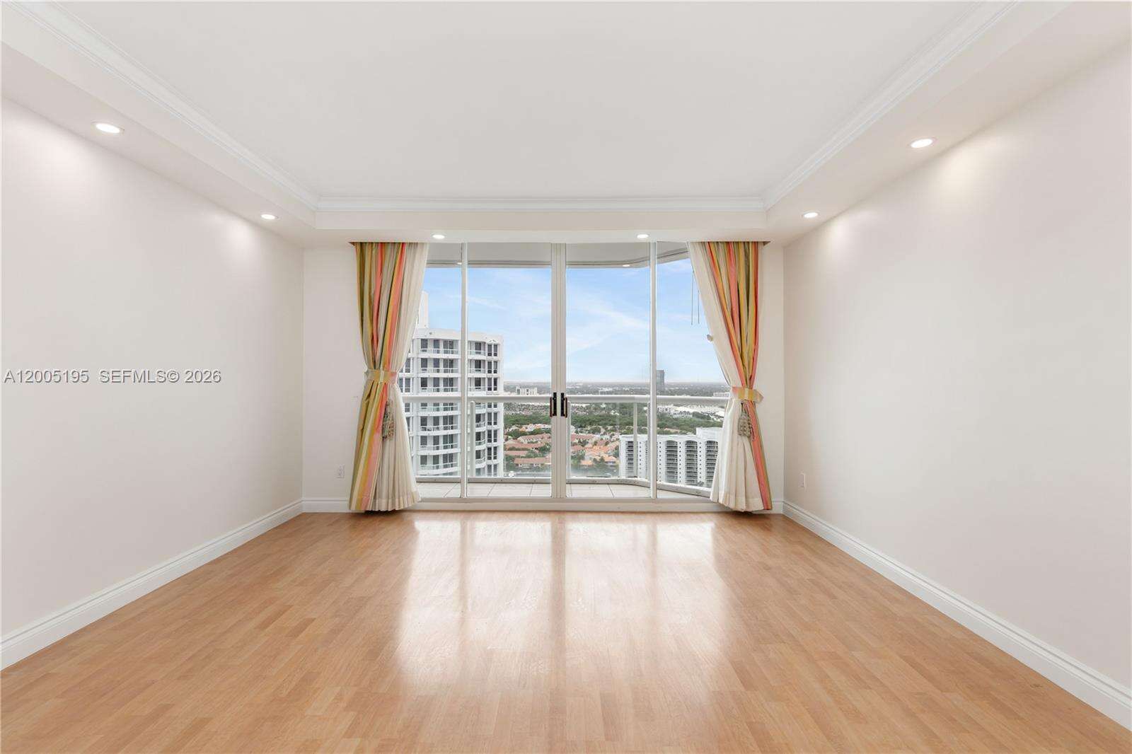 Atlantic 2 At The Point at 21150 Point Pl, Aventura, FL 33180 - For Sale photo 19