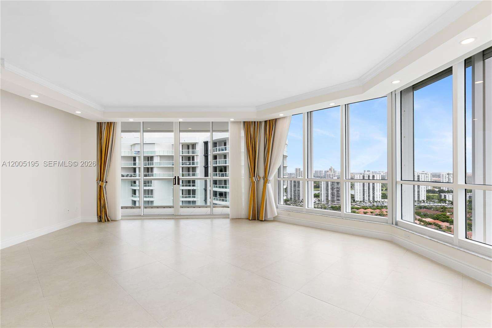 Atlantic 2 At The Point at 21150 Point Pl, Aventura, FL 33180 - For Sale photo 8