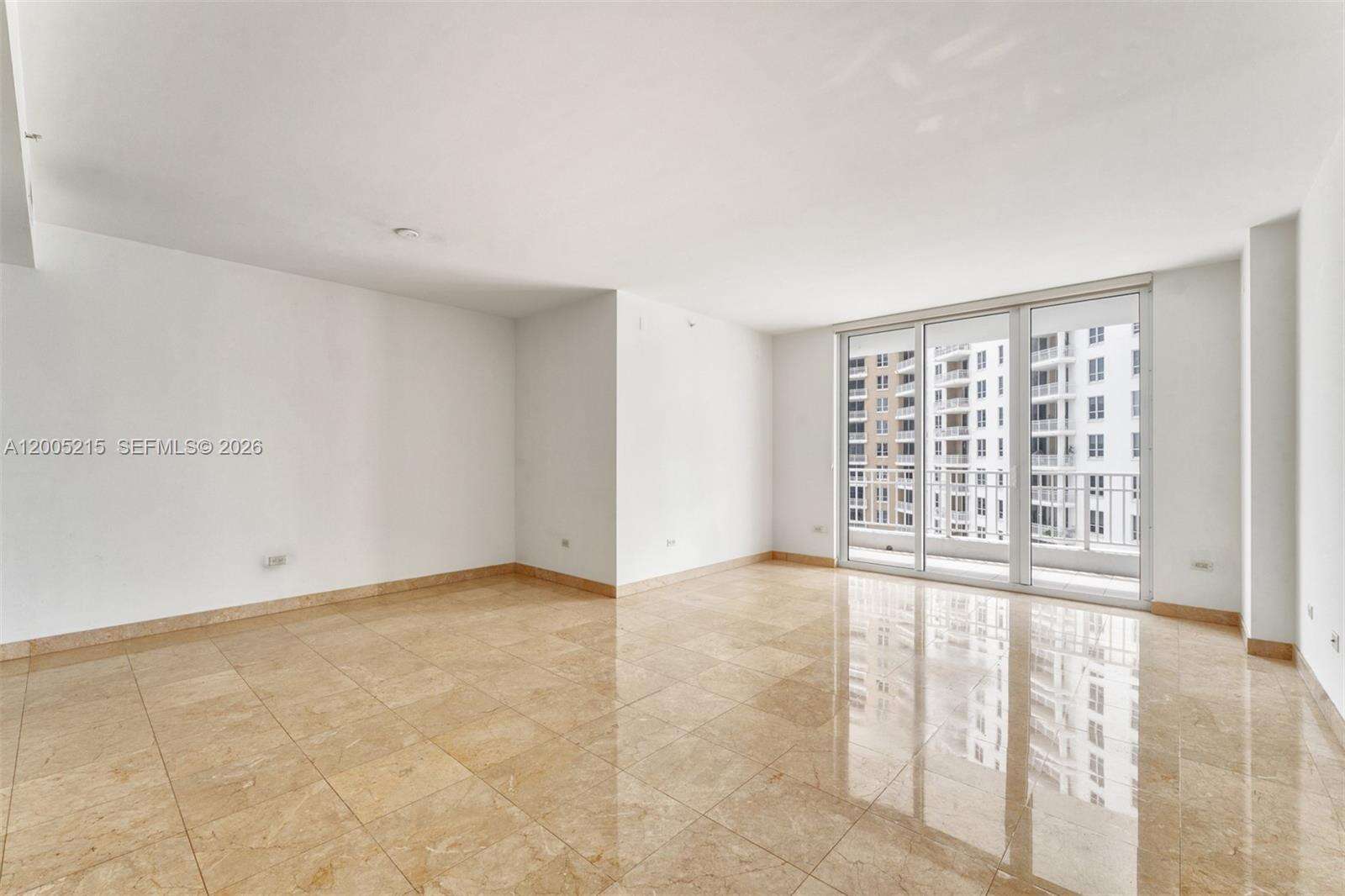 Courts Brickell Key at 801 Brickell Key Blvd, Miami, FL 33131 - For Sale photo 5