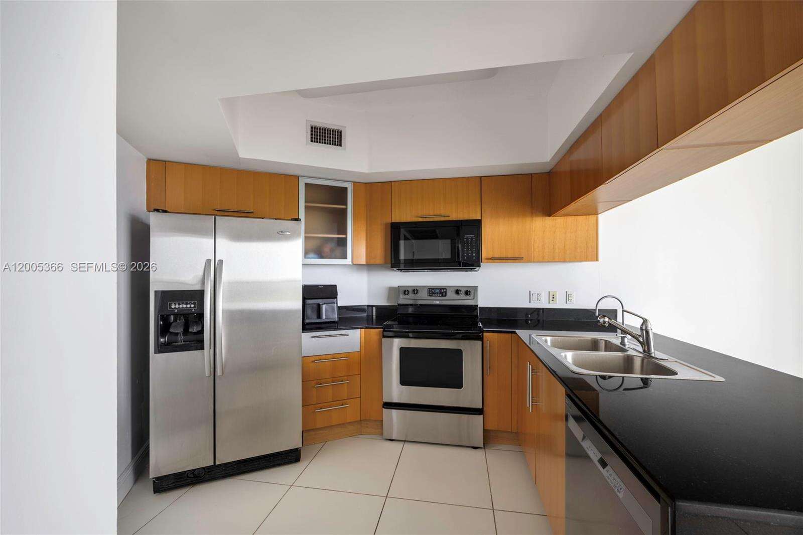 Opera Tower at 1750 Bayshore Dr, Miami, FL 33132 - For Sale photo 5