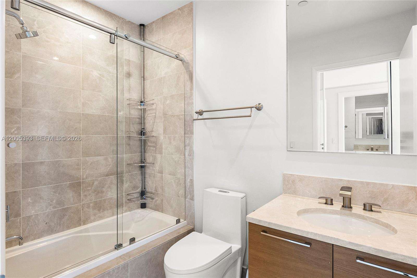 Jade Beach at 17001 Collins Ave, Sunny Isles Beach, FL 33160 - For Sale photo 21