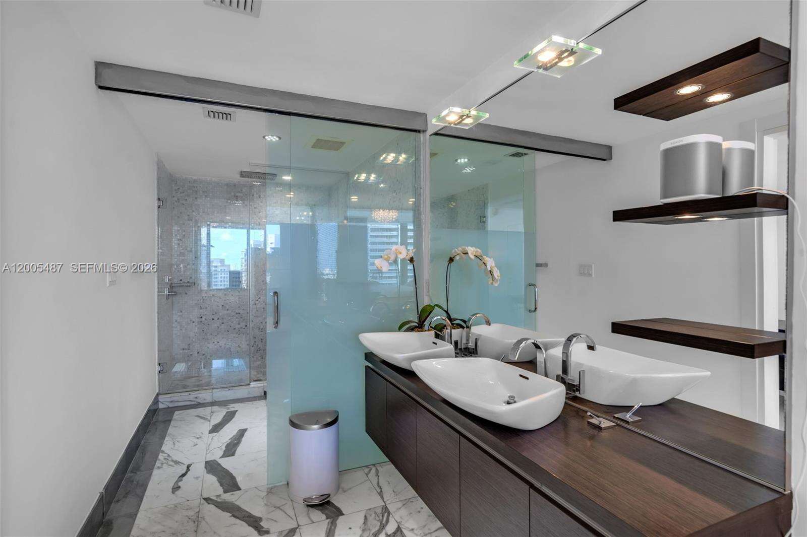 Epic Residences at 200 Biscayne Blvd Way, Miami, FL 33131 - For Sale photo 11
