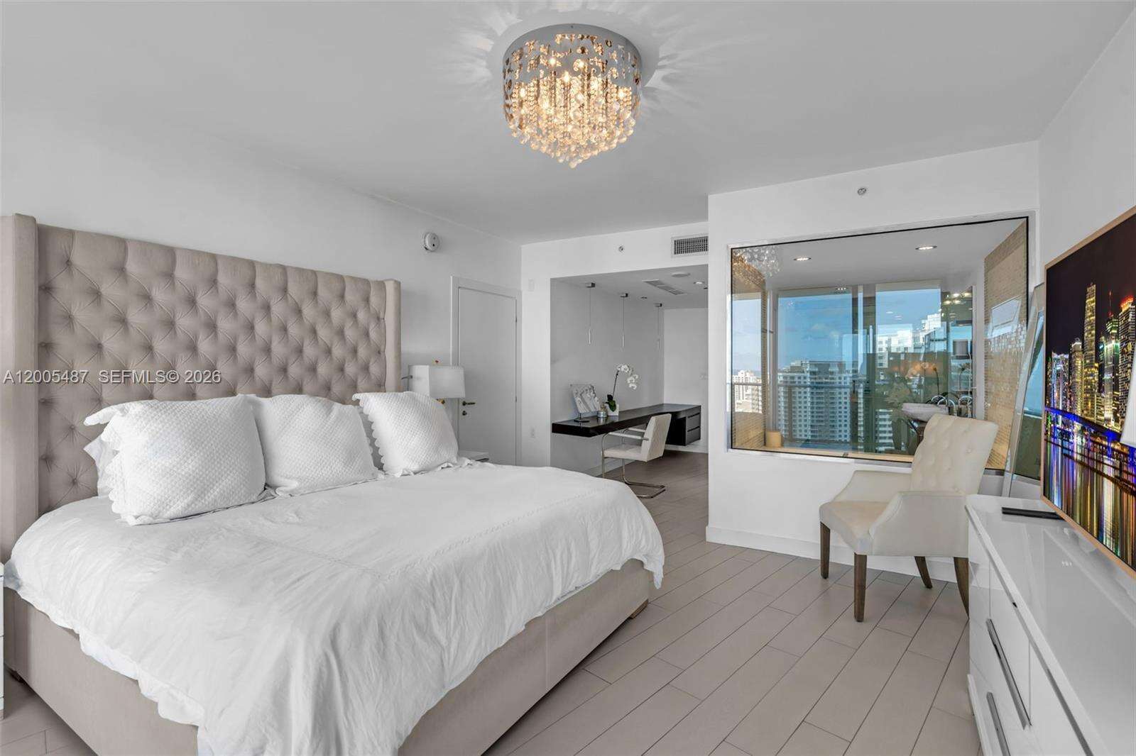 Epic Residences at 200 Biscayne Blvd Way, Miami, FL 33131 - For Sale photo 13