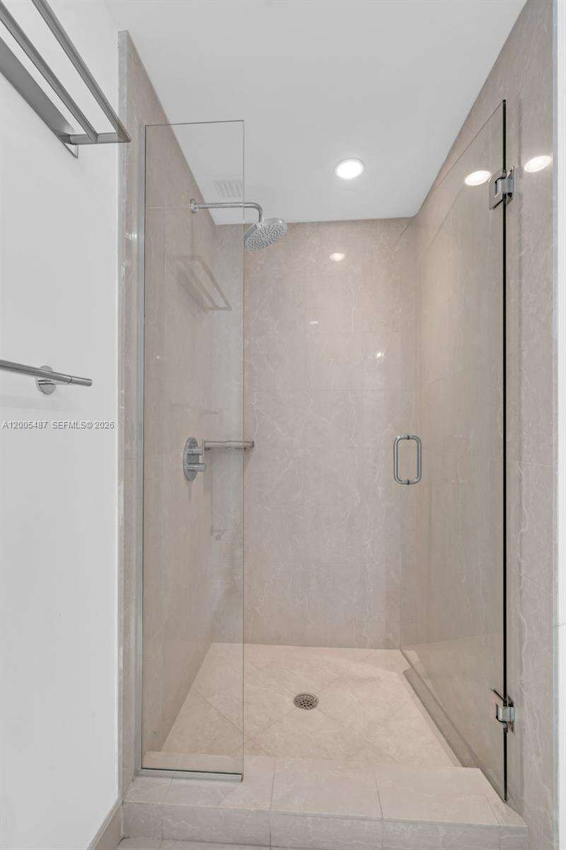 Epic Residences at 200 Biscayne Blvd Way, Miami, FL 33131 - For Sale photo 19