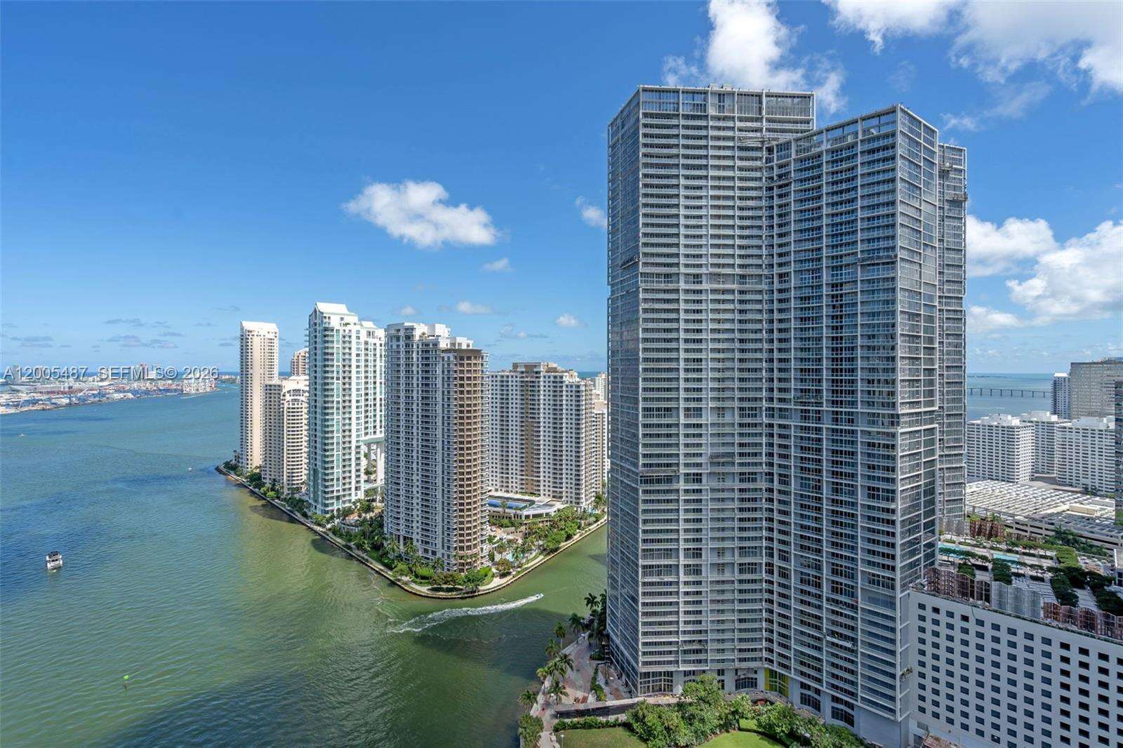 Epic Residences at 200 Biscayne Blvd Way, Miami, FL 33131 - For Sale photo 3