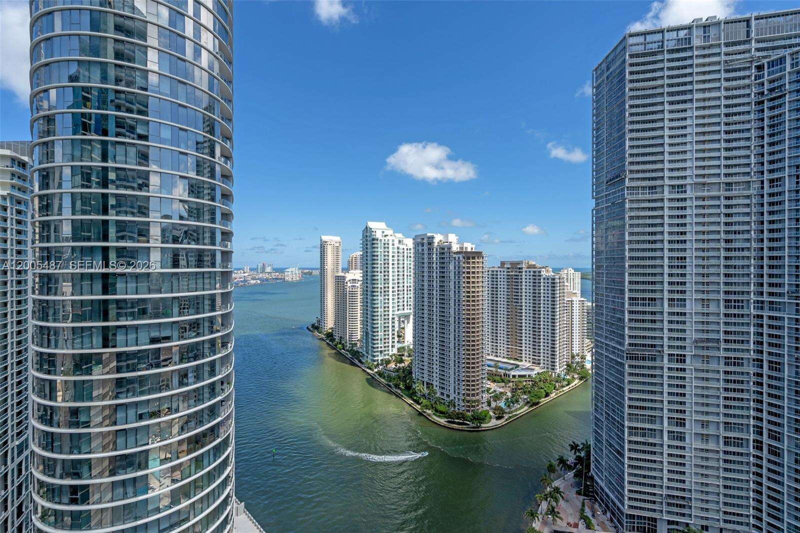 Epic Residences at 200 Biscayne Blvd Way, Miami, FL 33131 - For Sale photo 27