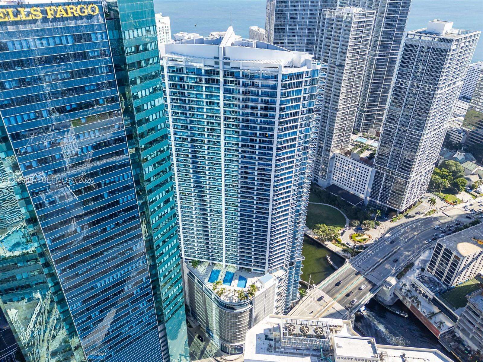 Epic Residences at 200 Biscayne Blvd Way, Miami, FL 33131 - For Sale photo 32