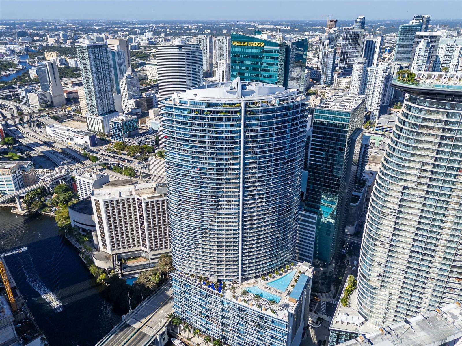Epic Residences at 200 Biscayne Blvd Way, Miami, FL 33131 - For Sale photo 35