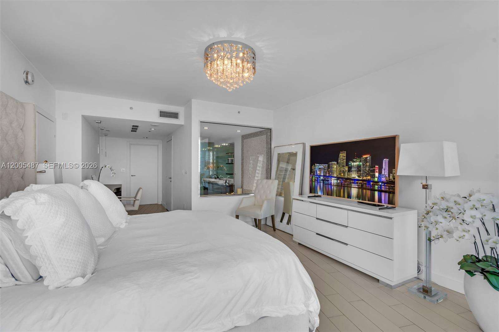Epic Residences at 200 Biscayne Blvd Way, Miami, FL 33131 - For Sale photo 7