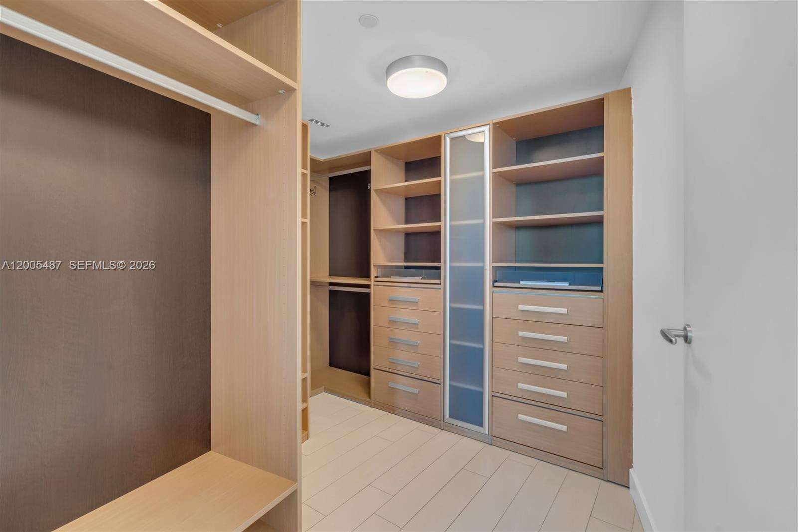 Epic Residences at 200 Biscayne Blvd Way, Miami, FL 33131 - For Sale photo 8