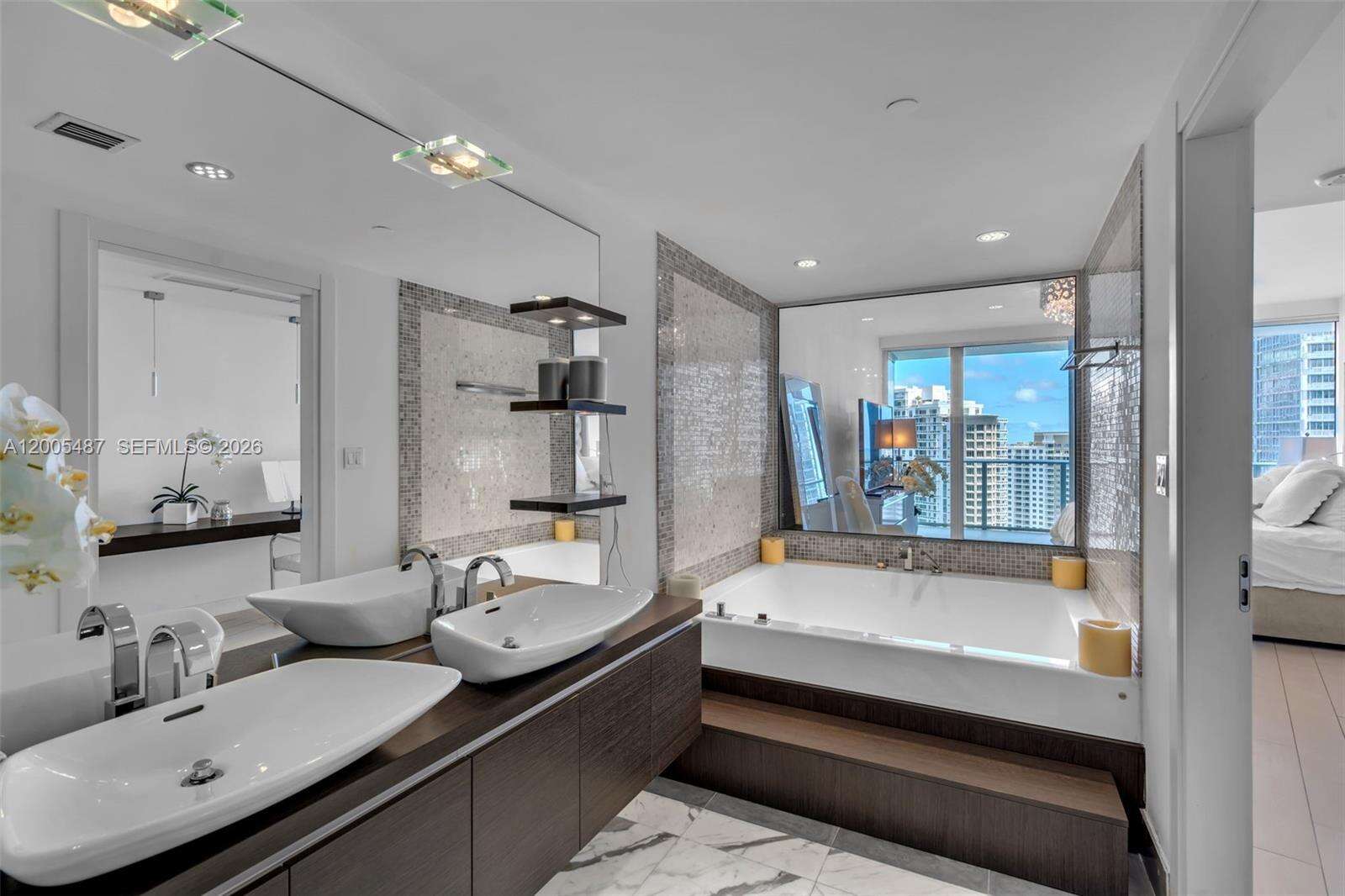 Epic Residences at 200 Biscayne Blvd Way, Miami, FL 33131 - For Sale photo 9