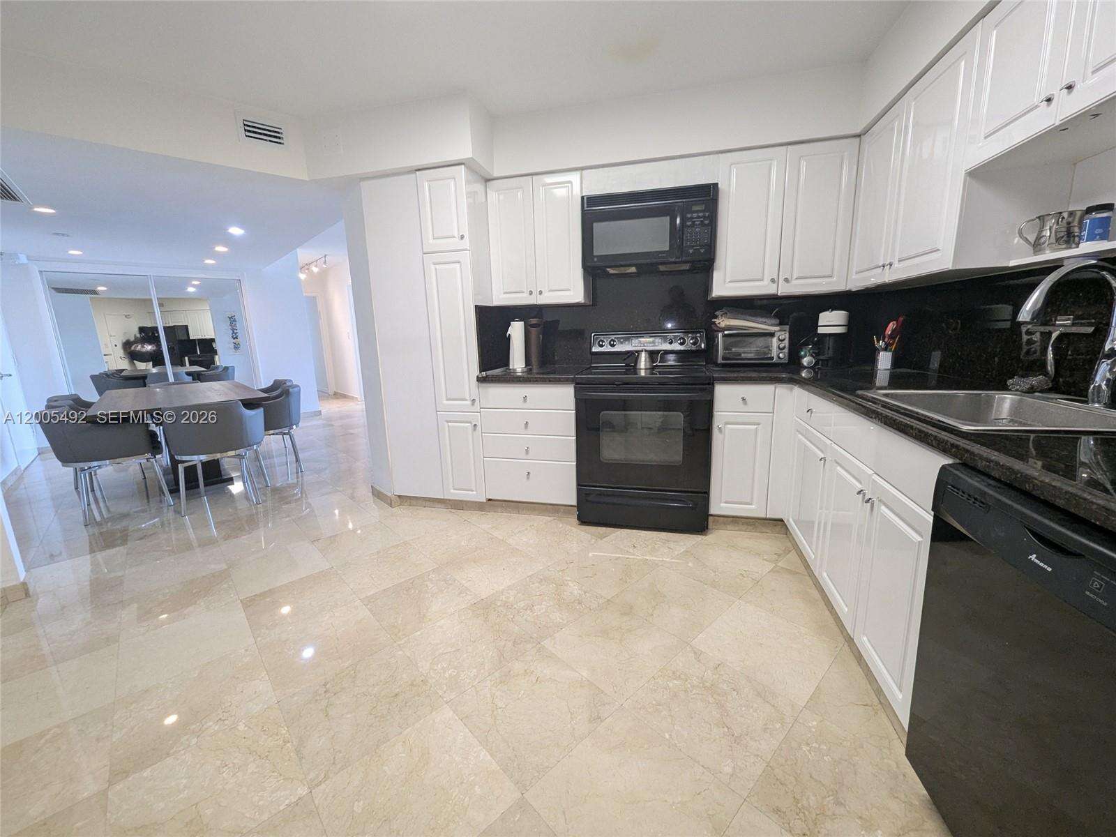 Seacoast 5151 at 5161 Collins Ave, Miami Beach, FL 33140 - For Sale photo 5