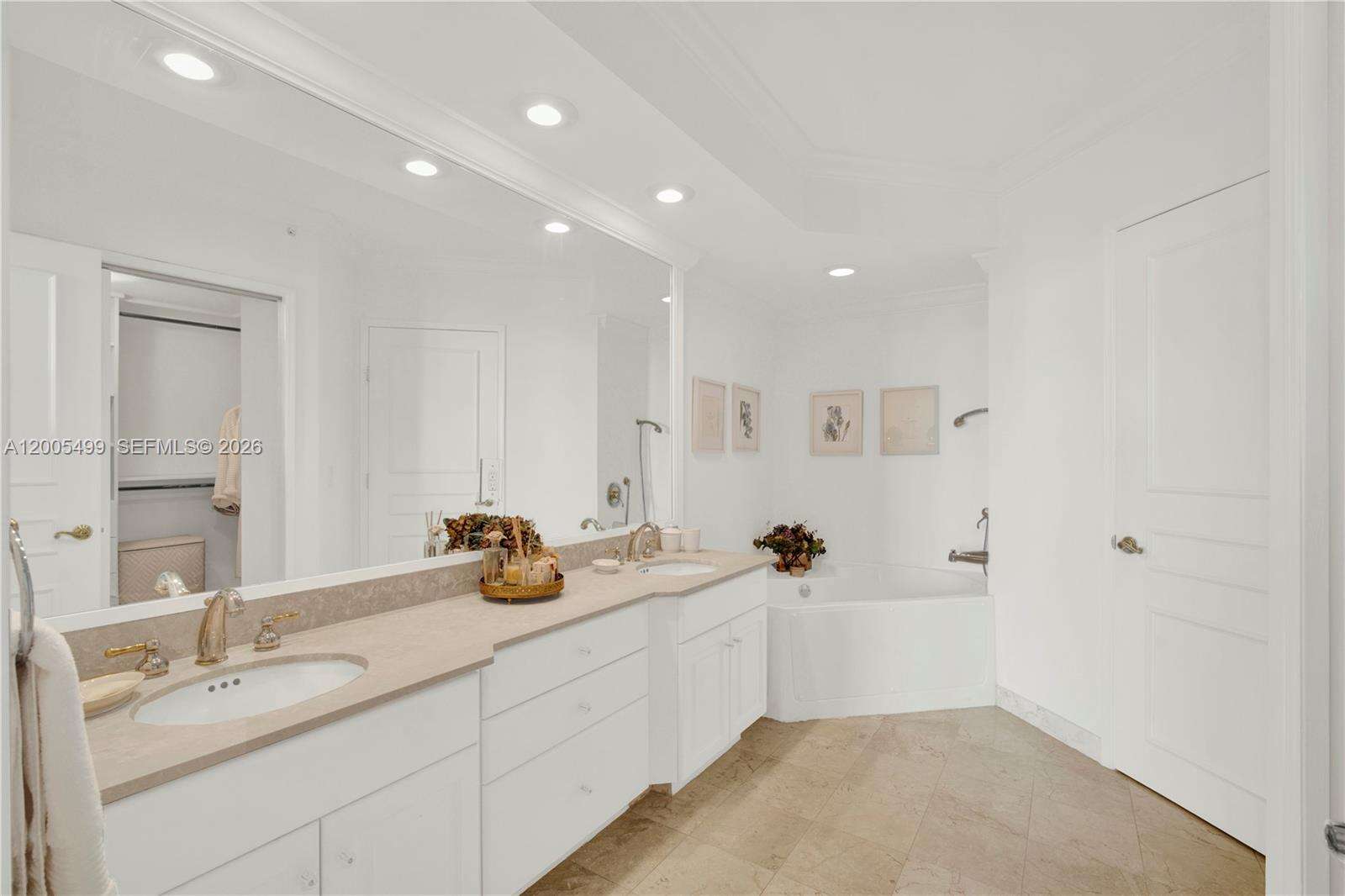 Hidden Bay at 3370 Hidden Bay Dr, Aventura, FL 33180 - For Sale photo 15