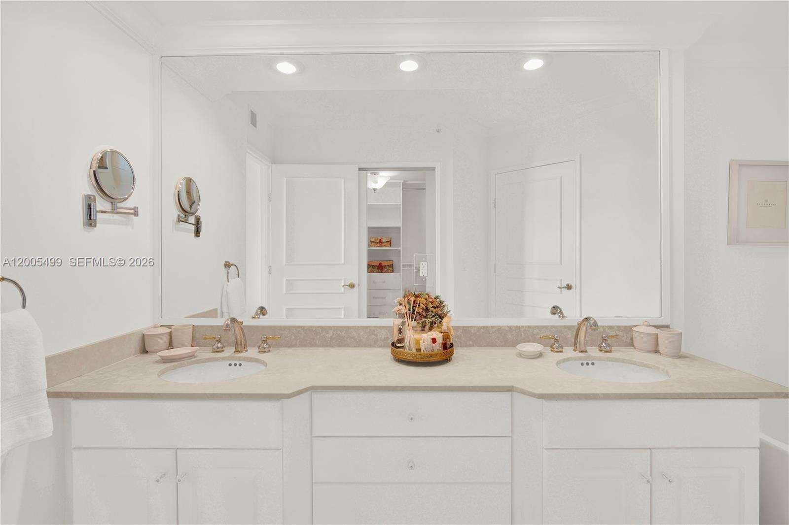 Hidden Bay at 3370 Hidden Bay Dr, Aventura, FL 33180 - For Sale photo 16