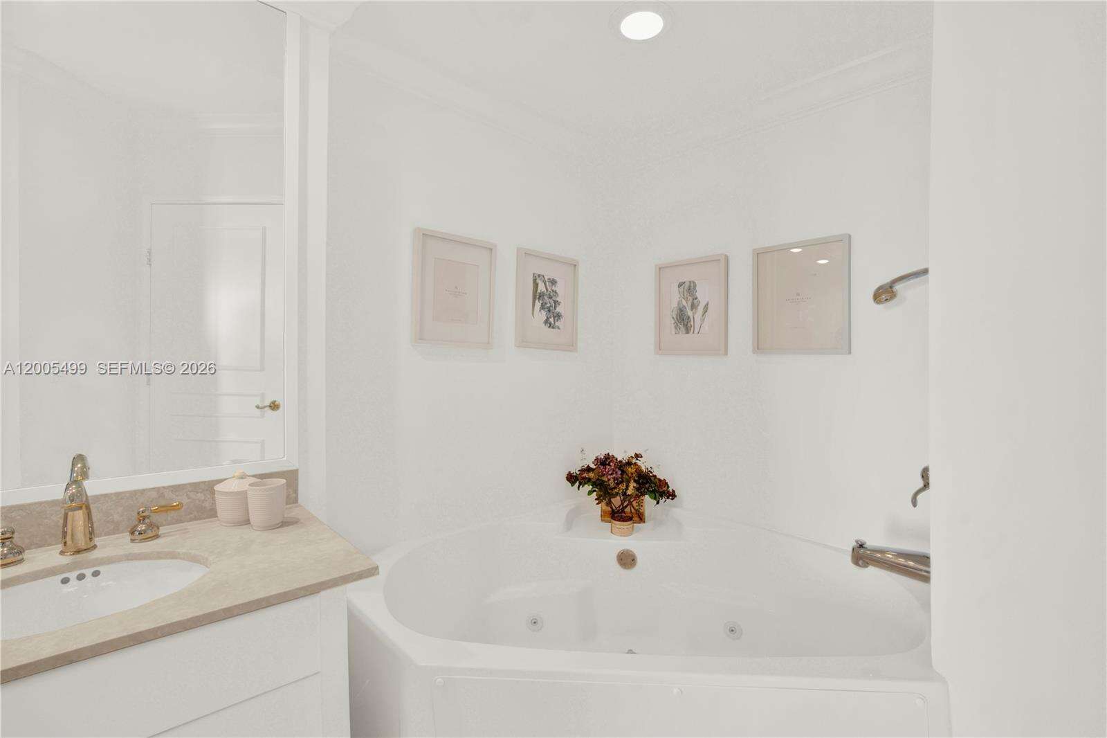 Hidden Bay at 3370 Hidden Bay Dr, Aventura, FL 33180 - For Sale photo 17
